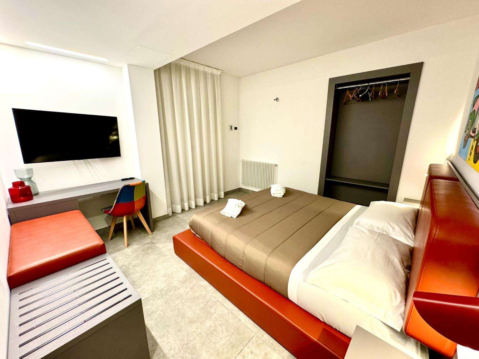 Cortile Nobile Luxury Suites CTA Exterior foto