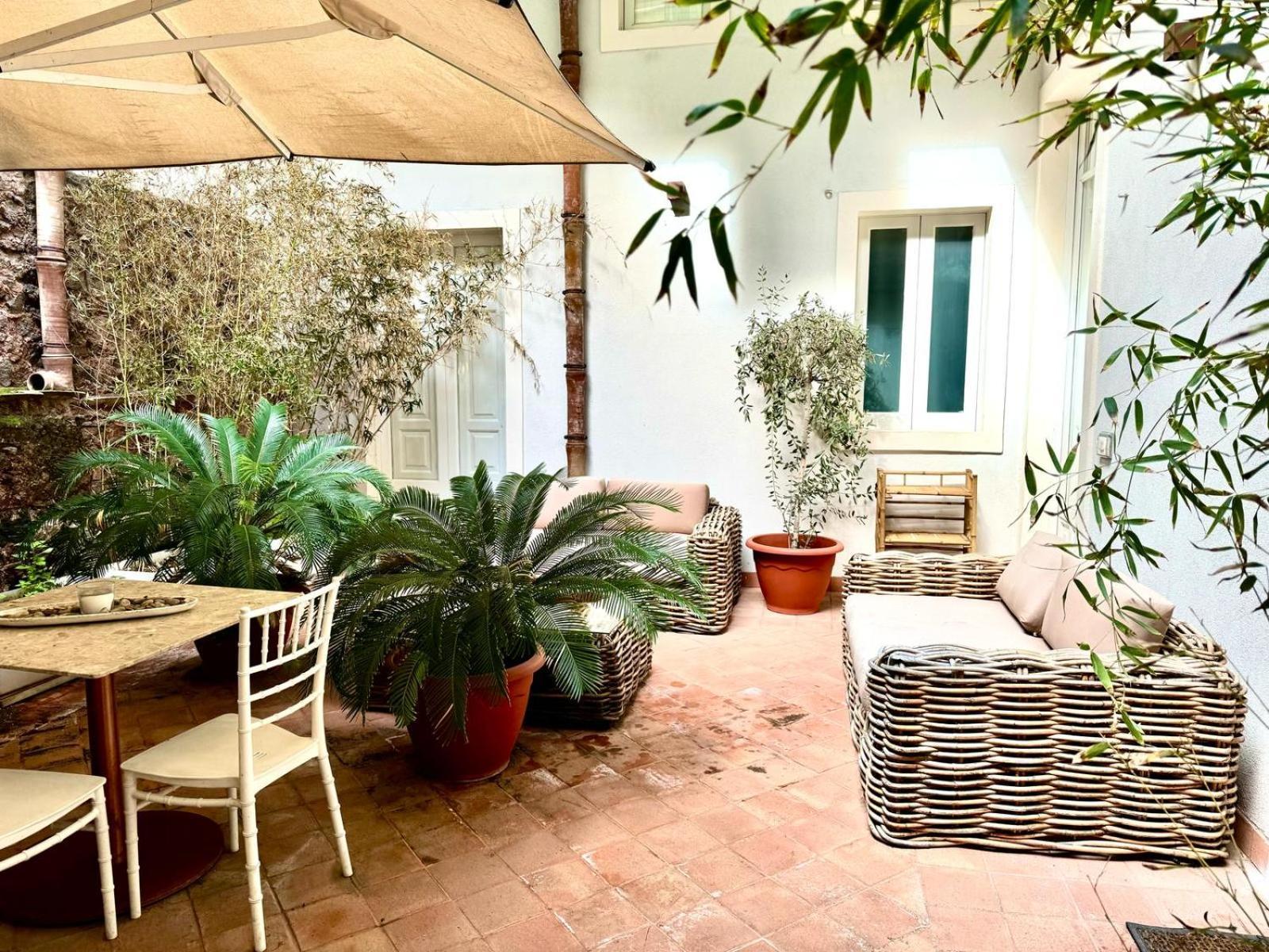 Cortile Nobile Luxury Suites CTA Exterior foto